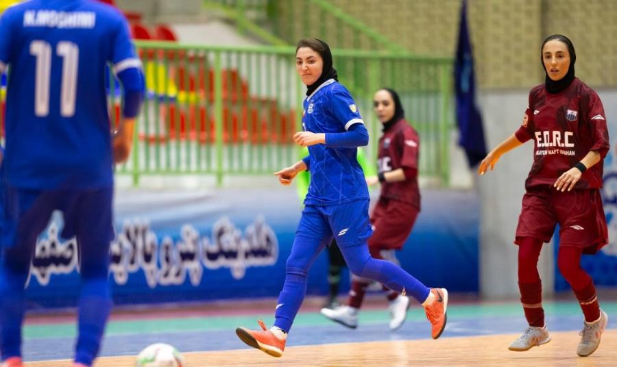 استقلال یک گام به قهرمانی نزدیک‌تر شد
